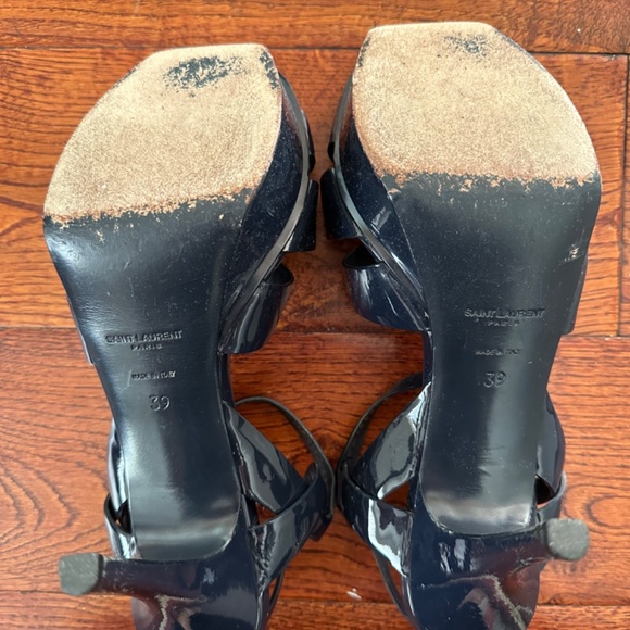 Saint Laurent Tribute Patent T-Strap Platform Sandals - Picture 6 of 10